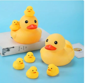Water Playing Small Yellow Duck Baby Bath Toys Squeeze And Sound Big Yellow Duck Suit